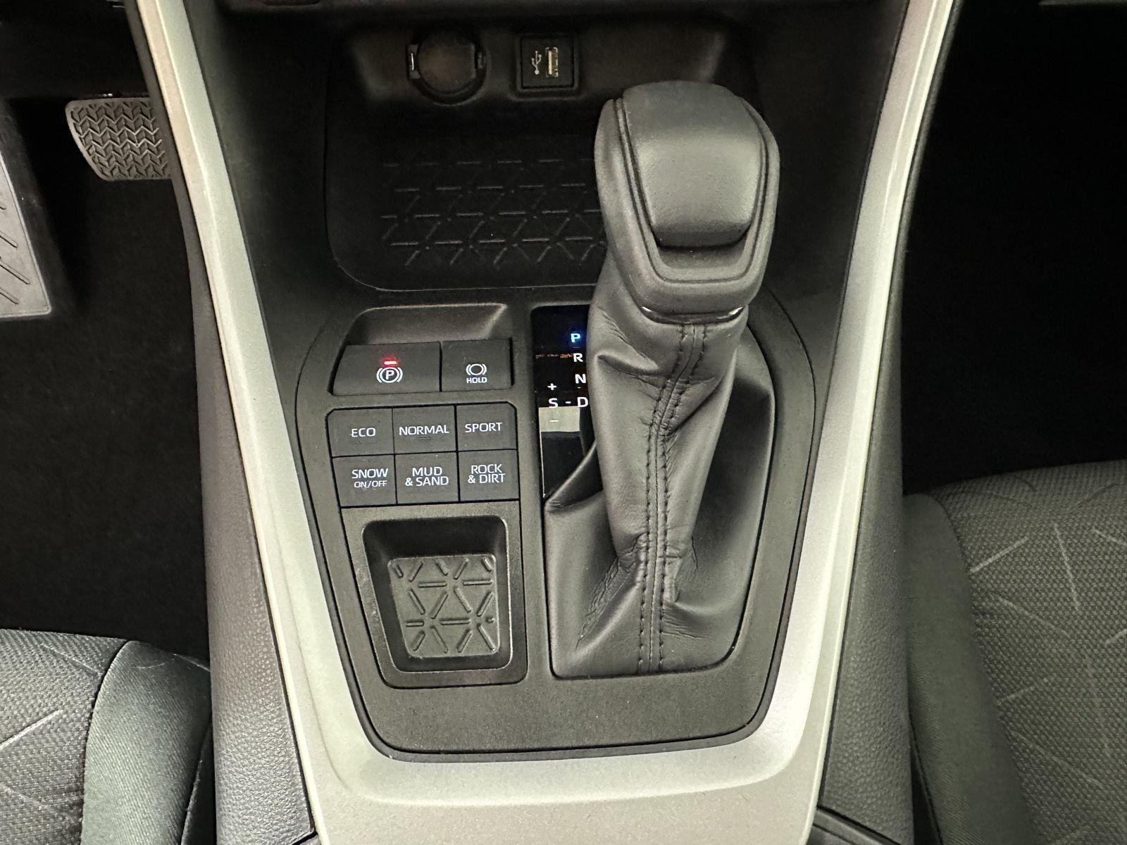 Used 2023 Midnight Black Metallic Toyota  image 23