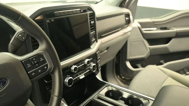 Used 2024 Gray Ford XLT image 17