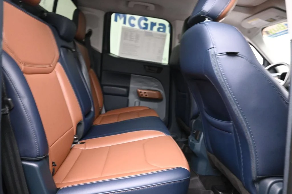 Used 2022 Blue Ford Lariat image 10