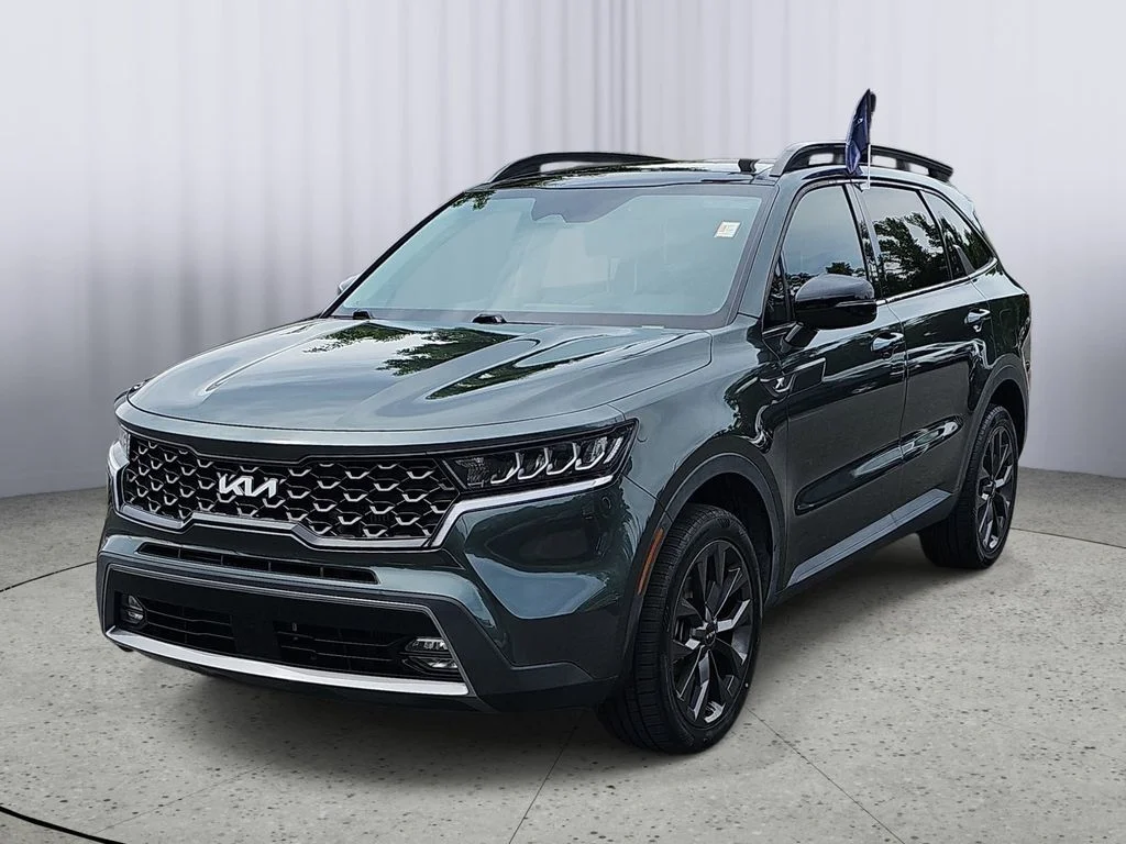 Used 2022 Green Kia X-Line EX image 7