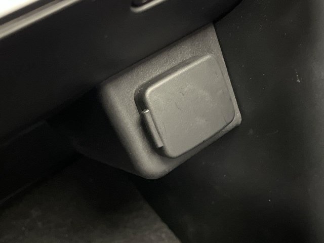 Used 2023 Agate Black Ford ST-Line image 30