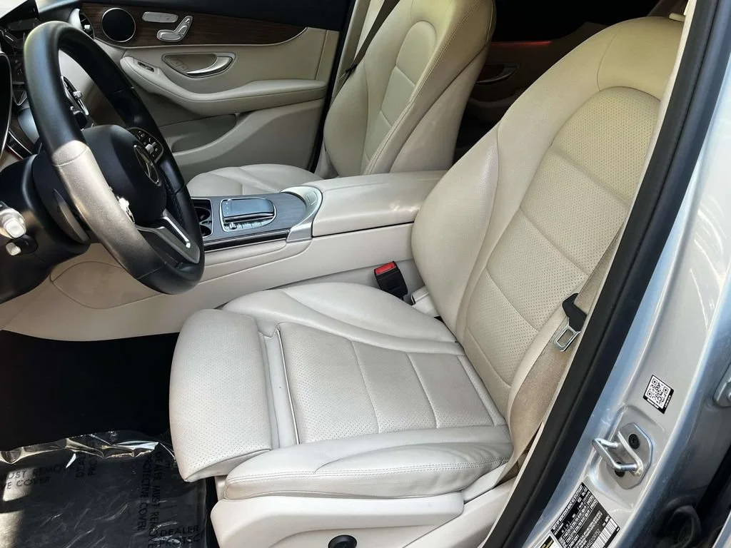 2022 Mercedes-Benz GLC GLC300 - Photo 11
