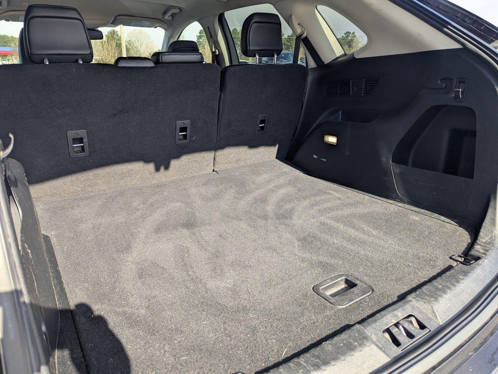 Used 2022 Agate Black Ford SEL image 33