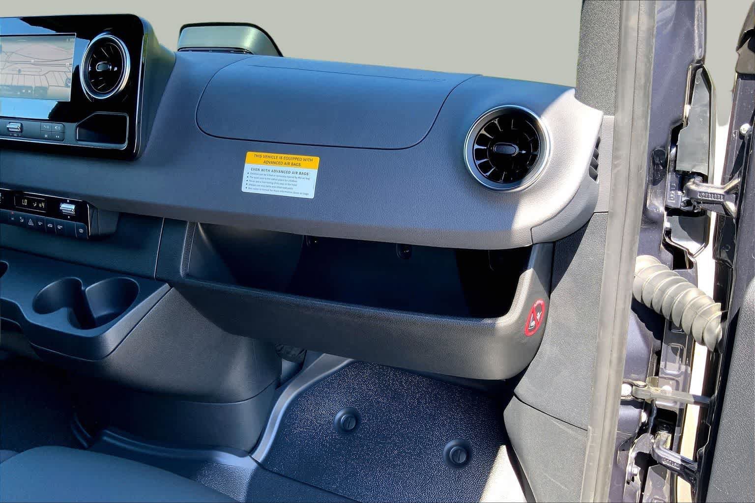 New 2026 Tenorite Gray Metallic Mercedes-Benz  image 10