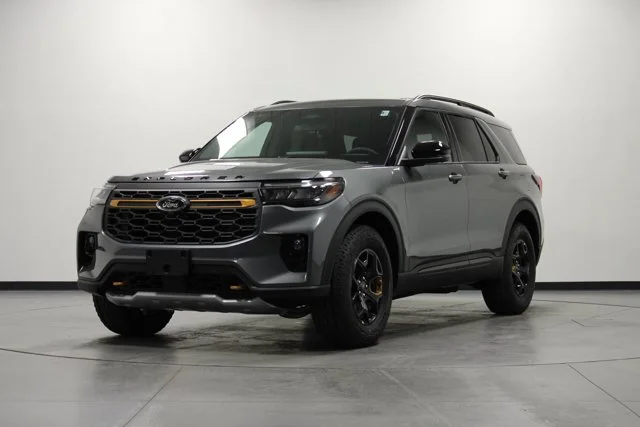 New 2026 Carbonized Gray Metallic Ford Tremor® image 32