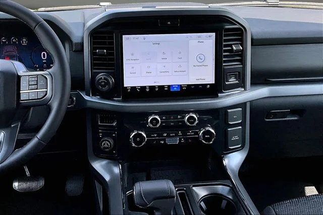 New 2026 Agate Black Metallic Ford XLT image 6