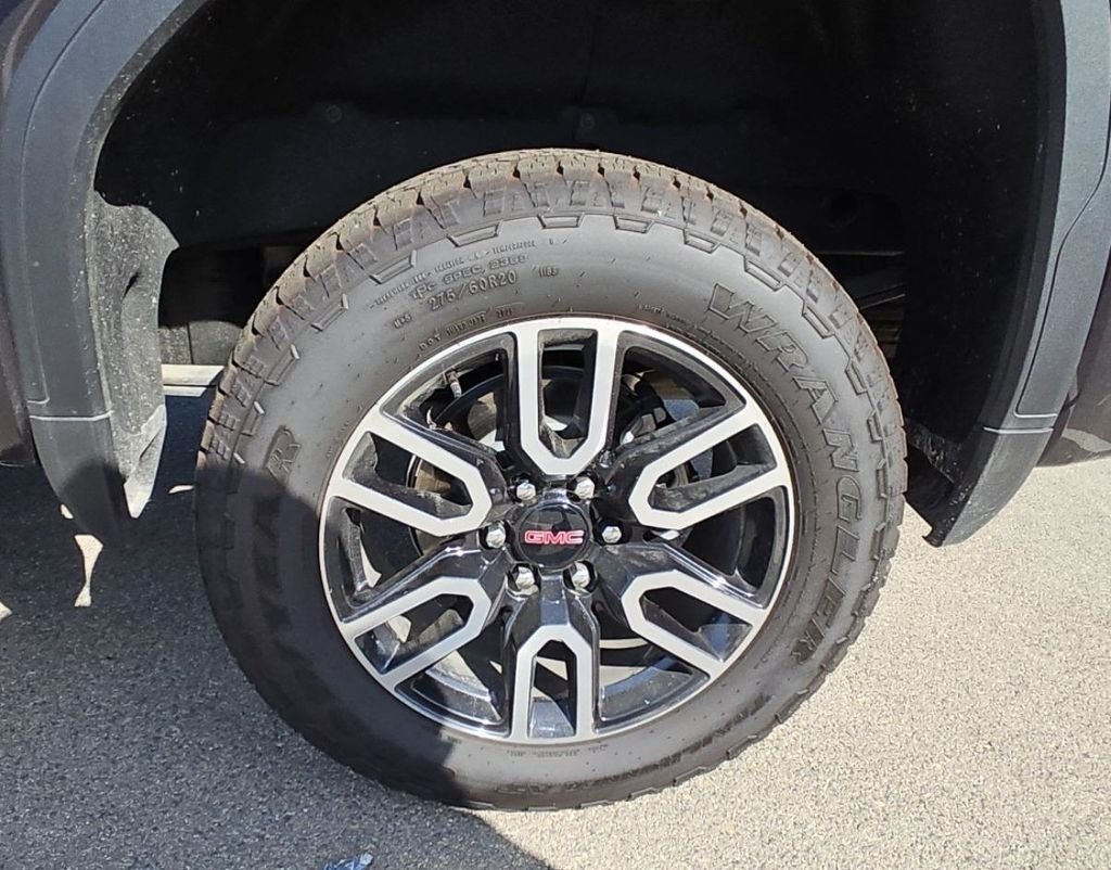 Used 2026 Silver GMC AT4 image 8