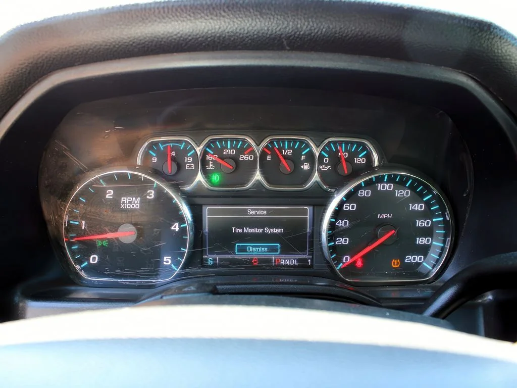 2017 Chevrolet Silverado 2500HD LT - Photo 16