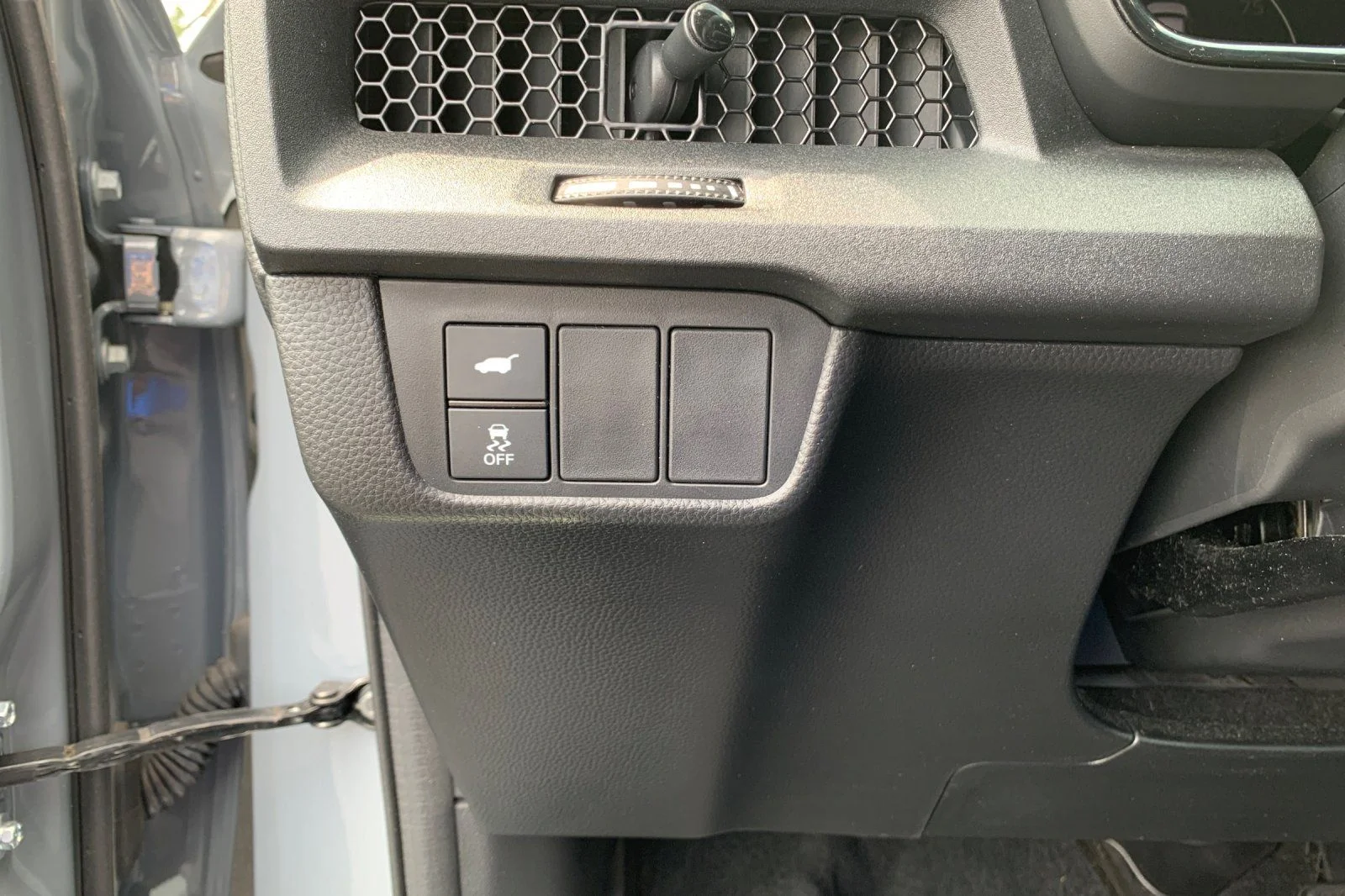 Certified Used 2025 Gray Honda Sport-L image 33