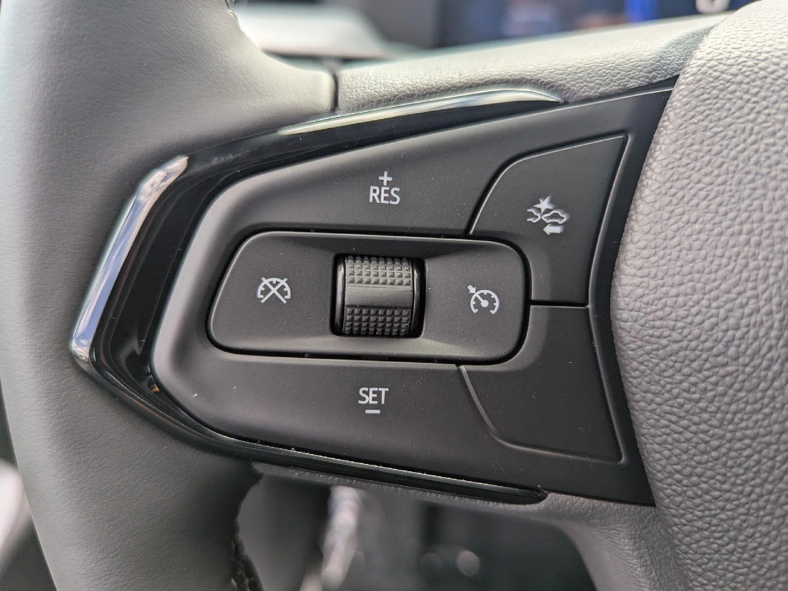 2027 Chevrolet Bolt LT - Photo 44