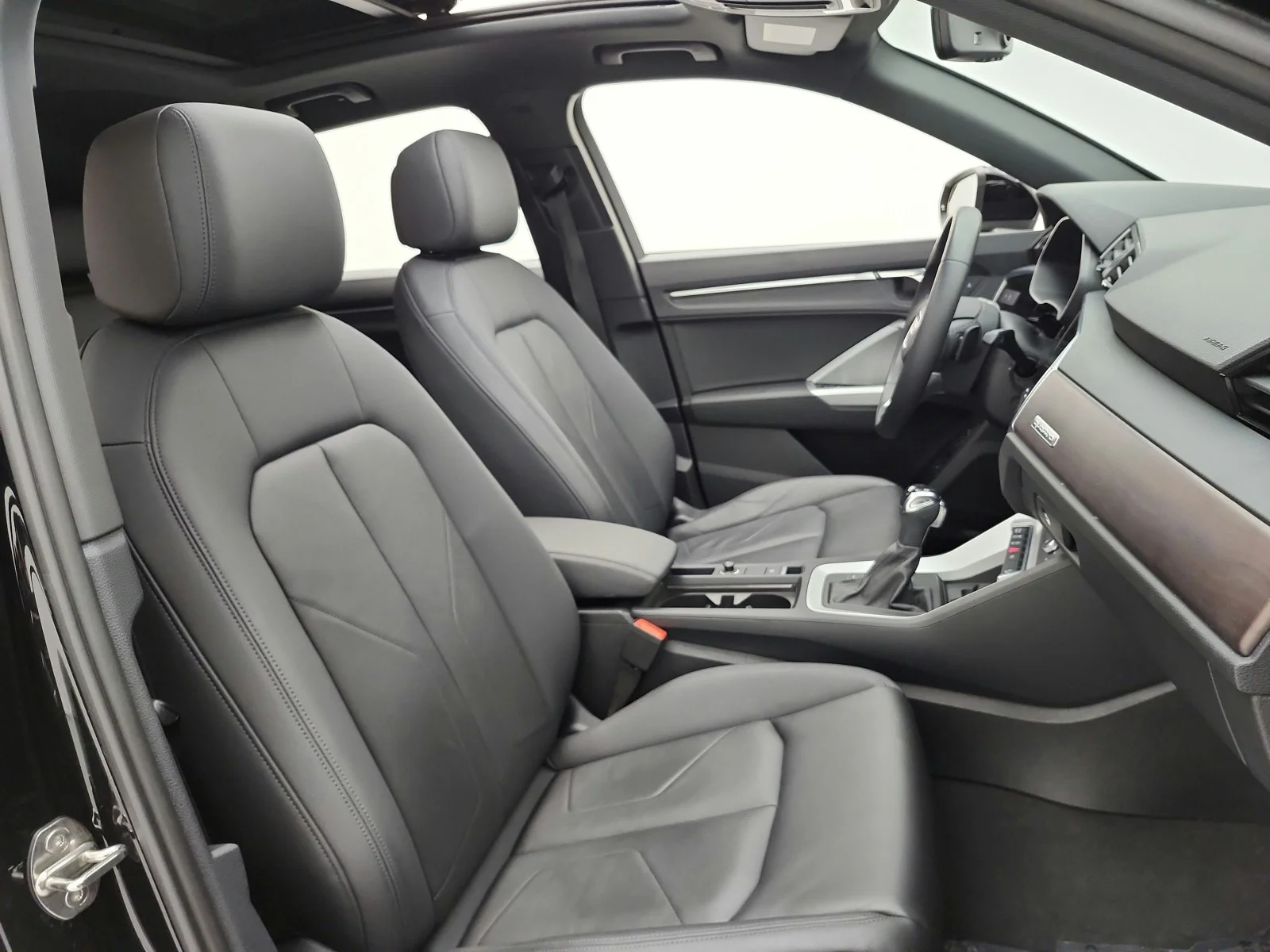 Used 2024 Mythos Black Metallic Audi S line Premium image 20