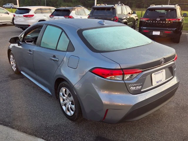 Used 2024  Toyota LE image 12