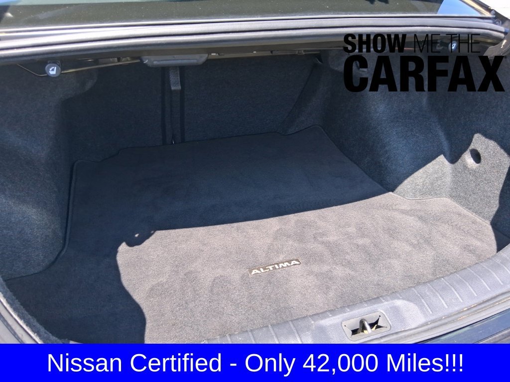 Used 2022 Black Nissan 2.5 SR image 16