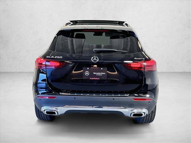 New 2026 Night Black Mercedes-Benz GLA 250 image 36