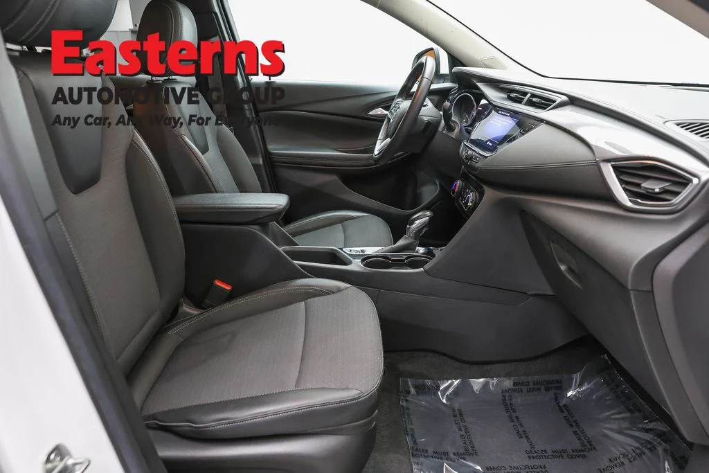 Used 2022 White Buick Preferred image 24