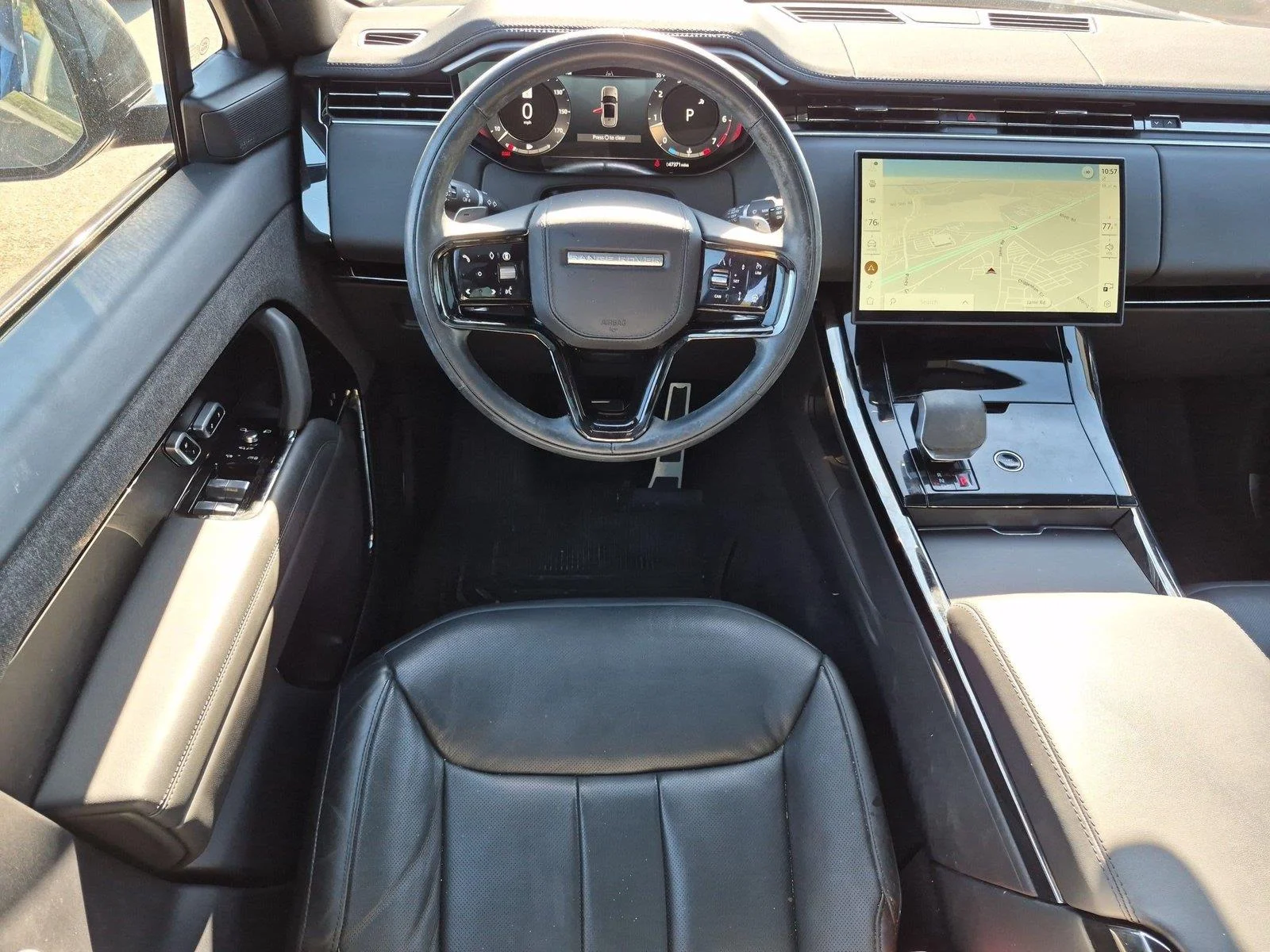 Used 2024 Santorini Black Metallic Land Rover Dynamic SE image 30