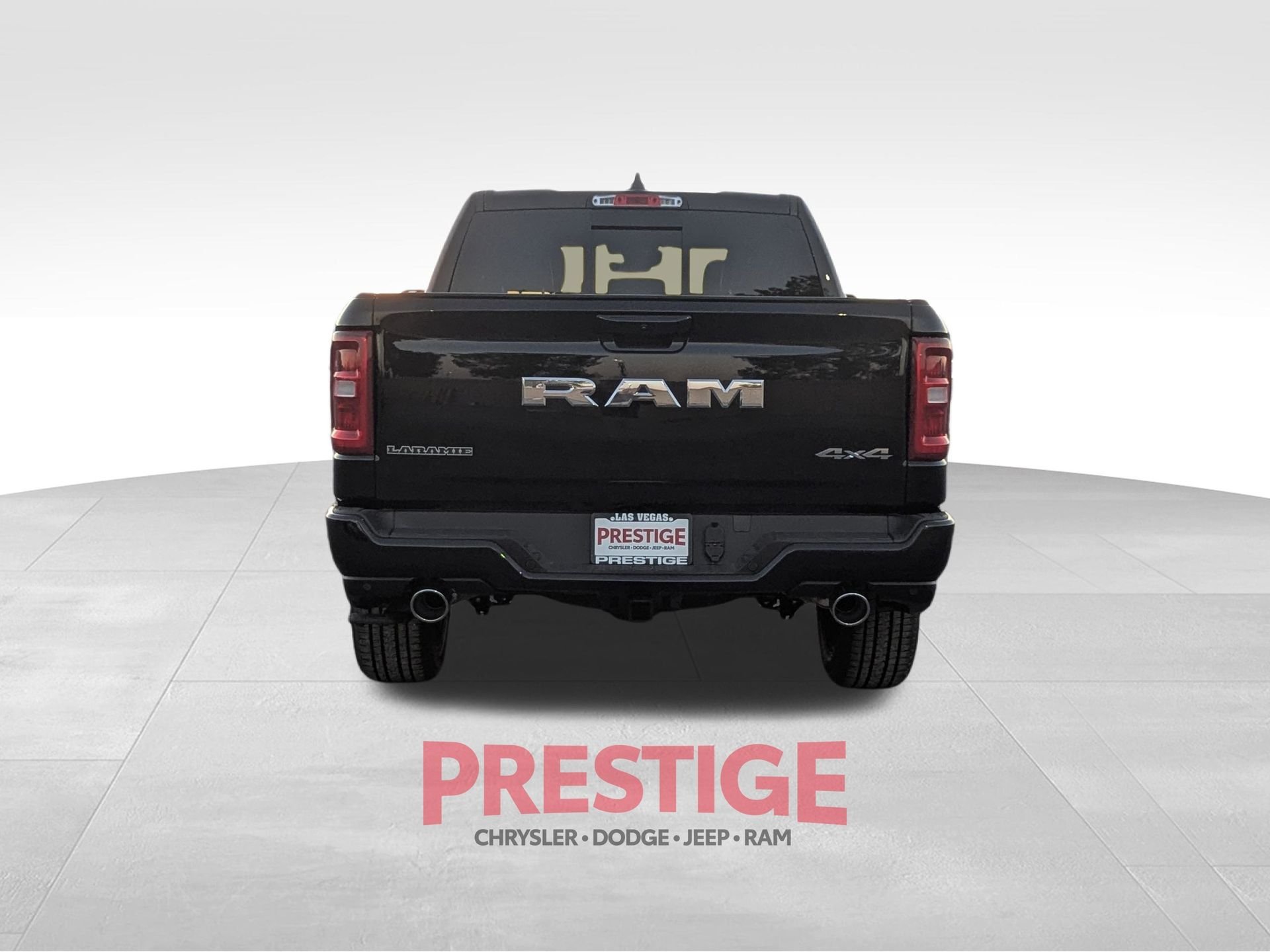 New 2026 Diamond Black Crystal Pearl-Coat Exterior Paint RAM Laramie image 6