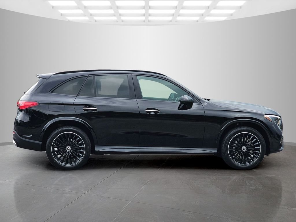 New 2026 Black Mercedes-Benz GLC 300 image 7