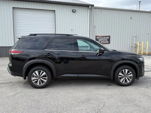 2026 Nissan Pathfinder SL - Photo 8