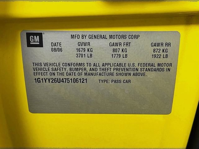 Used 2007 Velocity Yellow Tintcoat Chevrolet 2DR CPE image 14