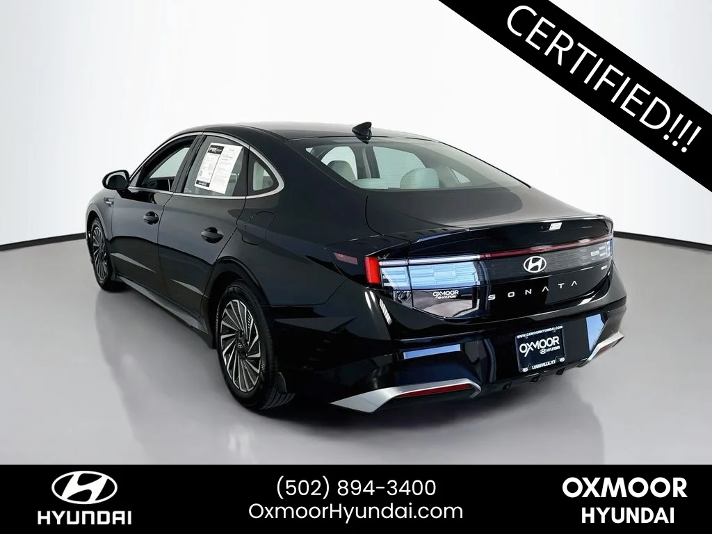 Used 2025 Abyss Black Hyundai SEL image 5