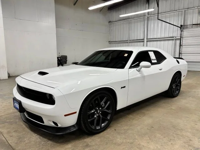 Used 2023 White Dodge R/T image 3