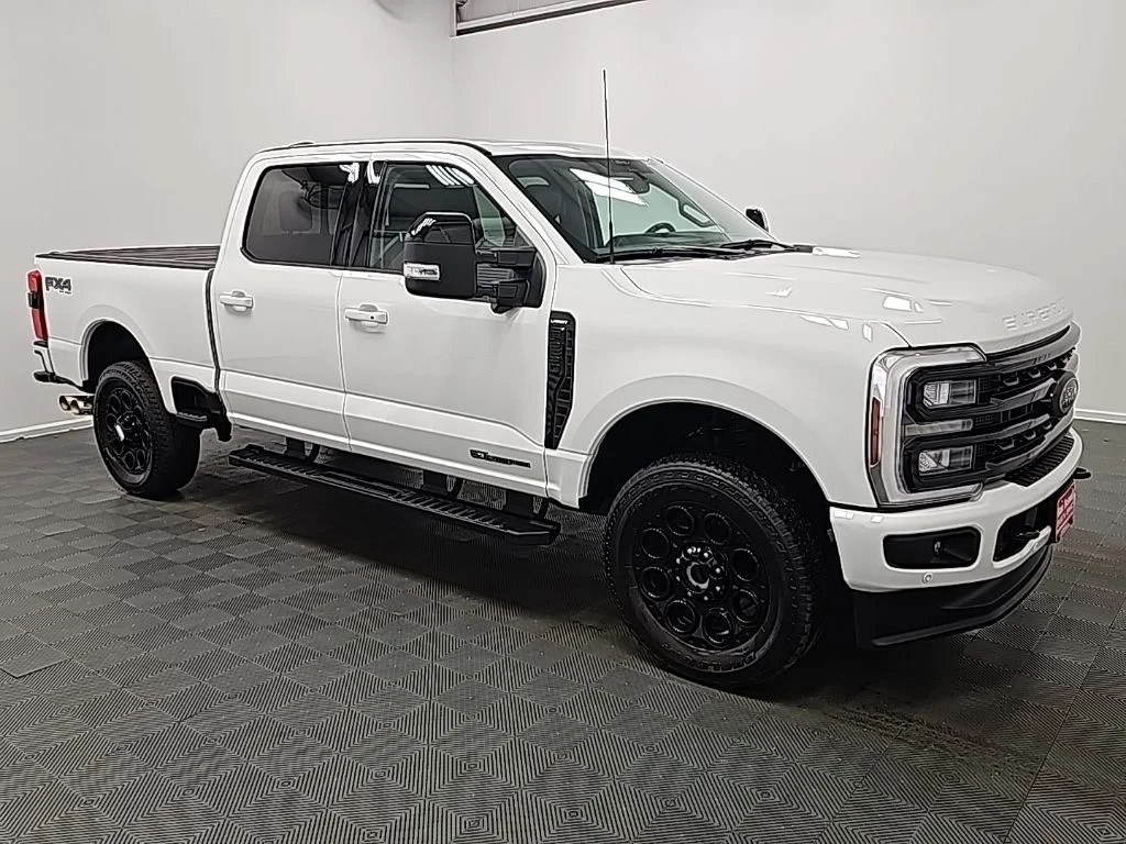 2024 Ford F-250 Lariat 4x4 Crew Cab 6-3/4' Box's photo