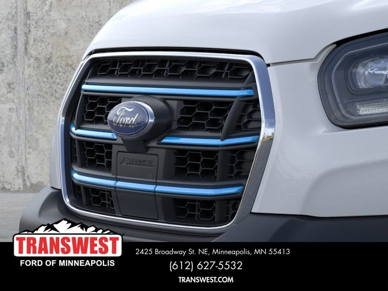 2025 Ford E-Transit Cargo Van Base - Photo 17