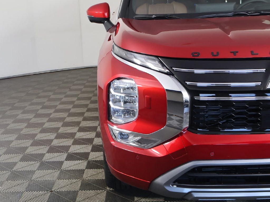 New 2025 Red Mitsubishi SEL image 19