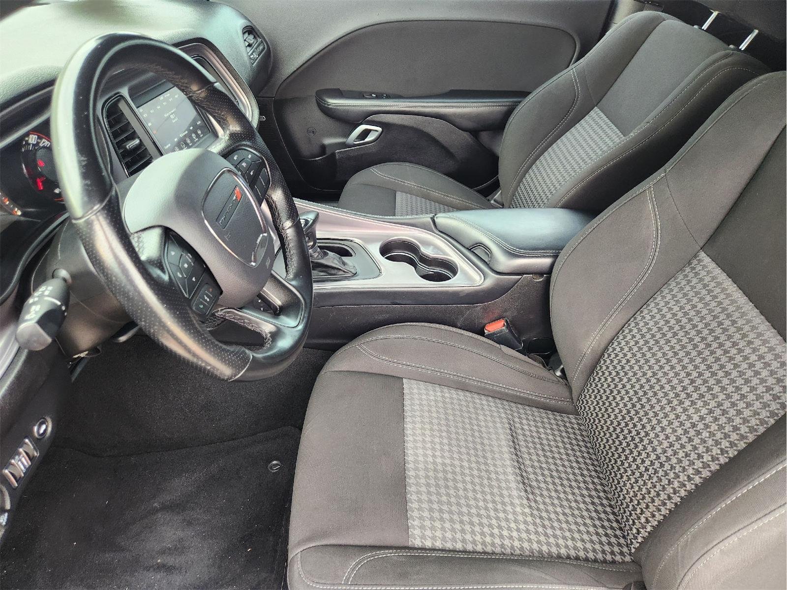 2023 Dodge Challenger photo 13 of 32