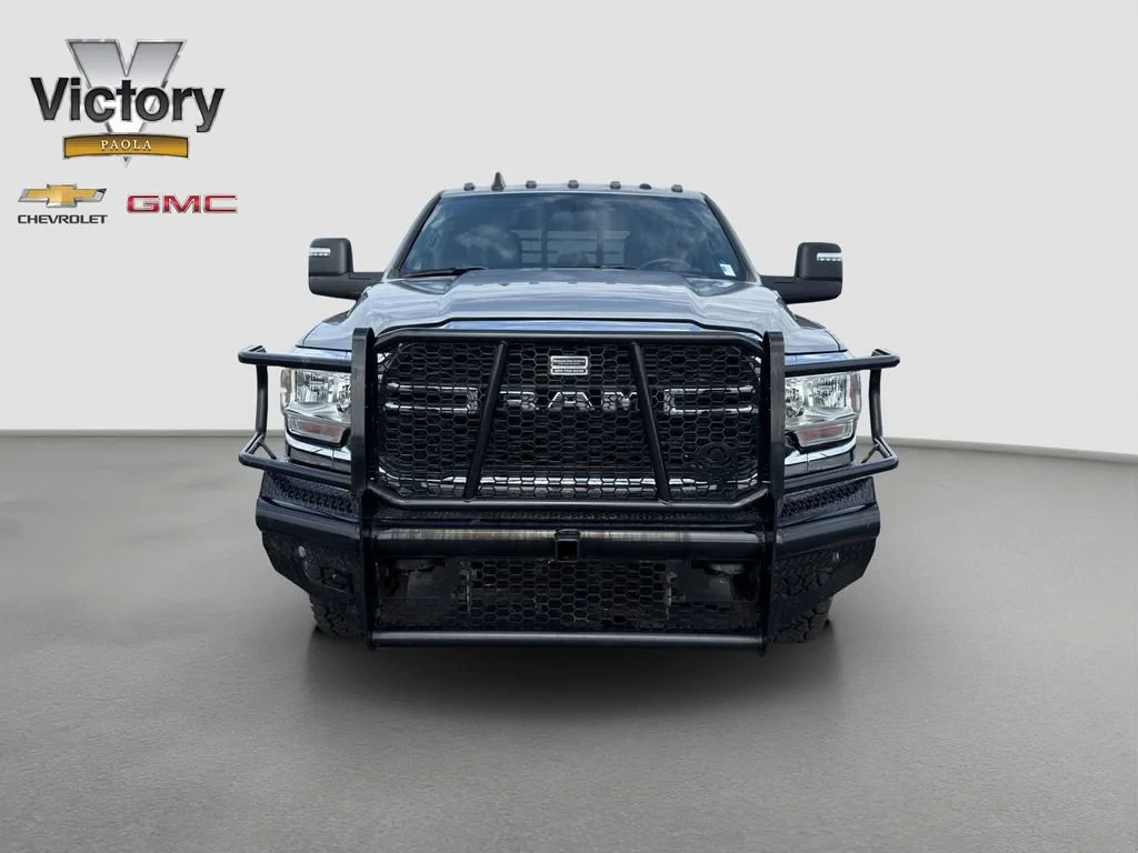 Used 2024 RAM Ram 3500 Pickup Tradesman with VIN 3C63R3CLXRG150613 for sale in Kansas City