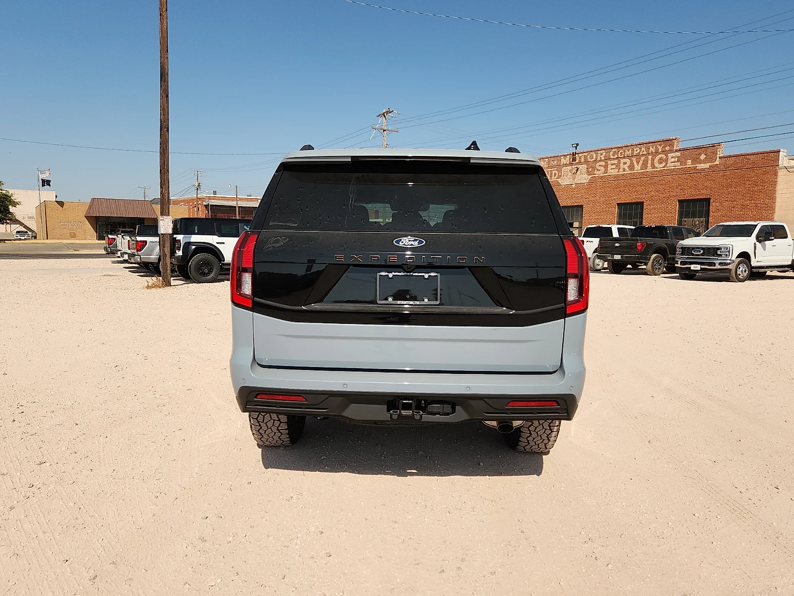 New 2027 Glacier Gray Metallic Tri-Coat Ford Tremor image 6