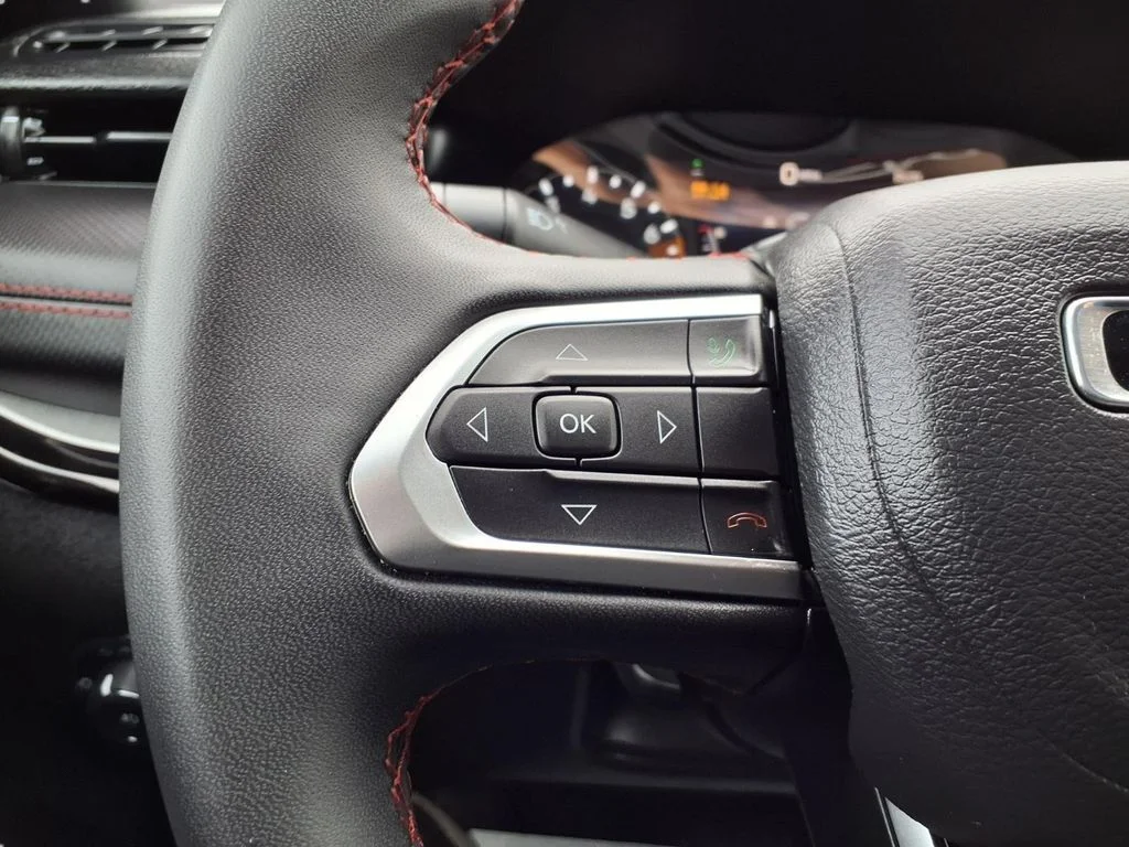 2025 Jeep Compass Trailhawk - Photo 13