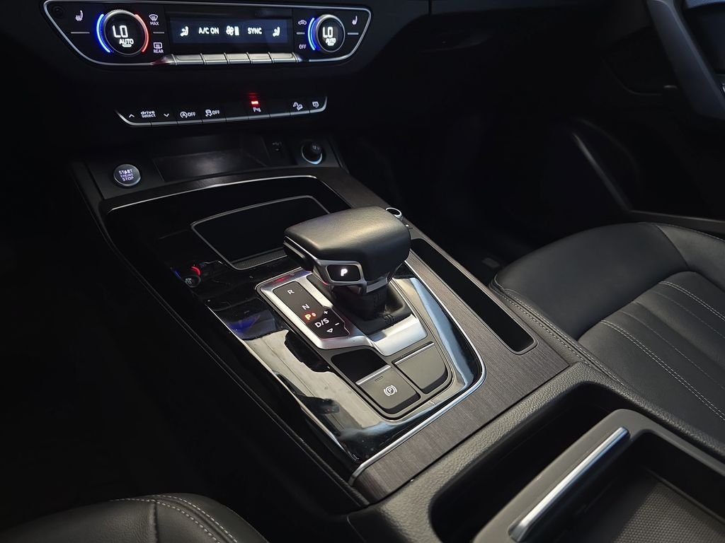 Used 2022 Black Audi 45 S line Premium image 27