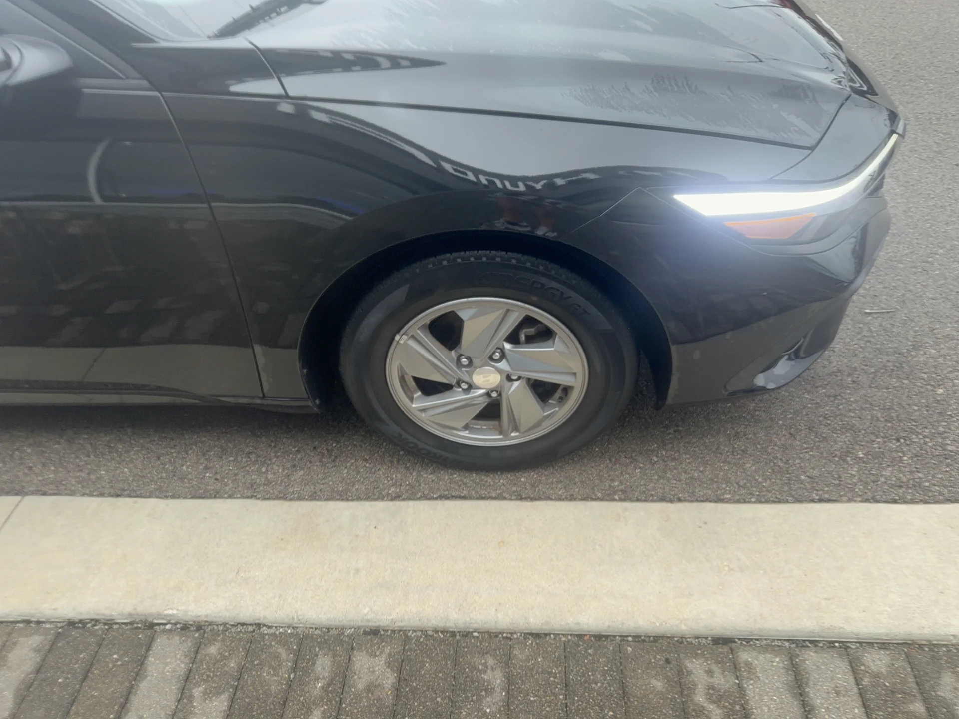 Certified Used 2024 Abyss Black Pearl Hyundai SE image 2