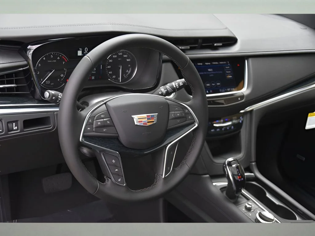 2025 Cadillac XT5 Premium Luxury - Photo 11