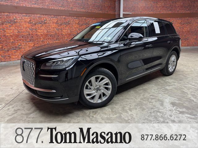 2023 Lincoln Corsair Base