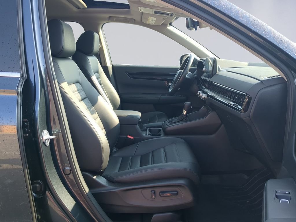 Used 2024 Gray Metallic Honda EX-L image 19