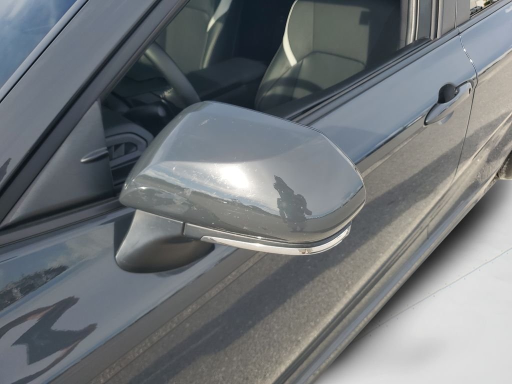 Used 2025  Toyota SE image 27