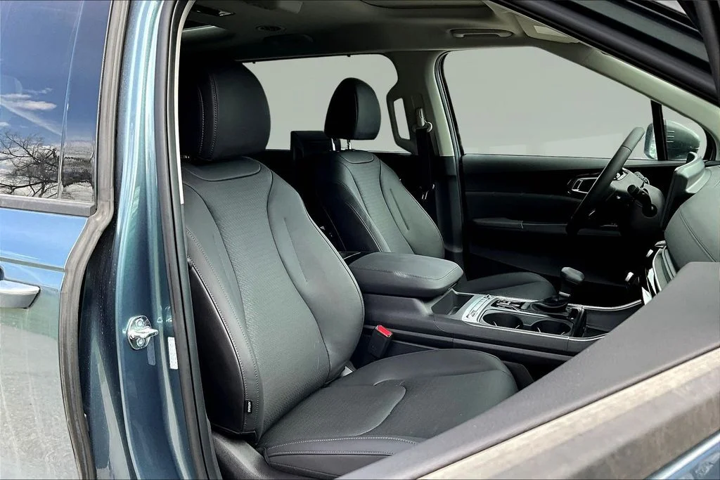 New 2026 Astra Blue Kia SX Prestige image 8
