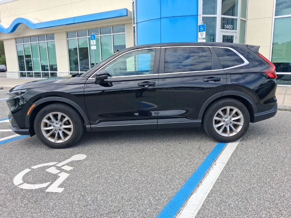 Used 2024  Honda EX-L image 8