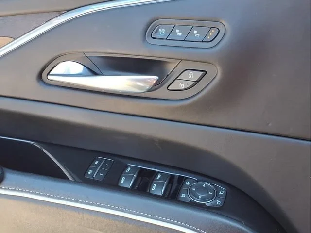 Used 2021 BLACK RAVEN Cadillac Sport Platinum image 17
