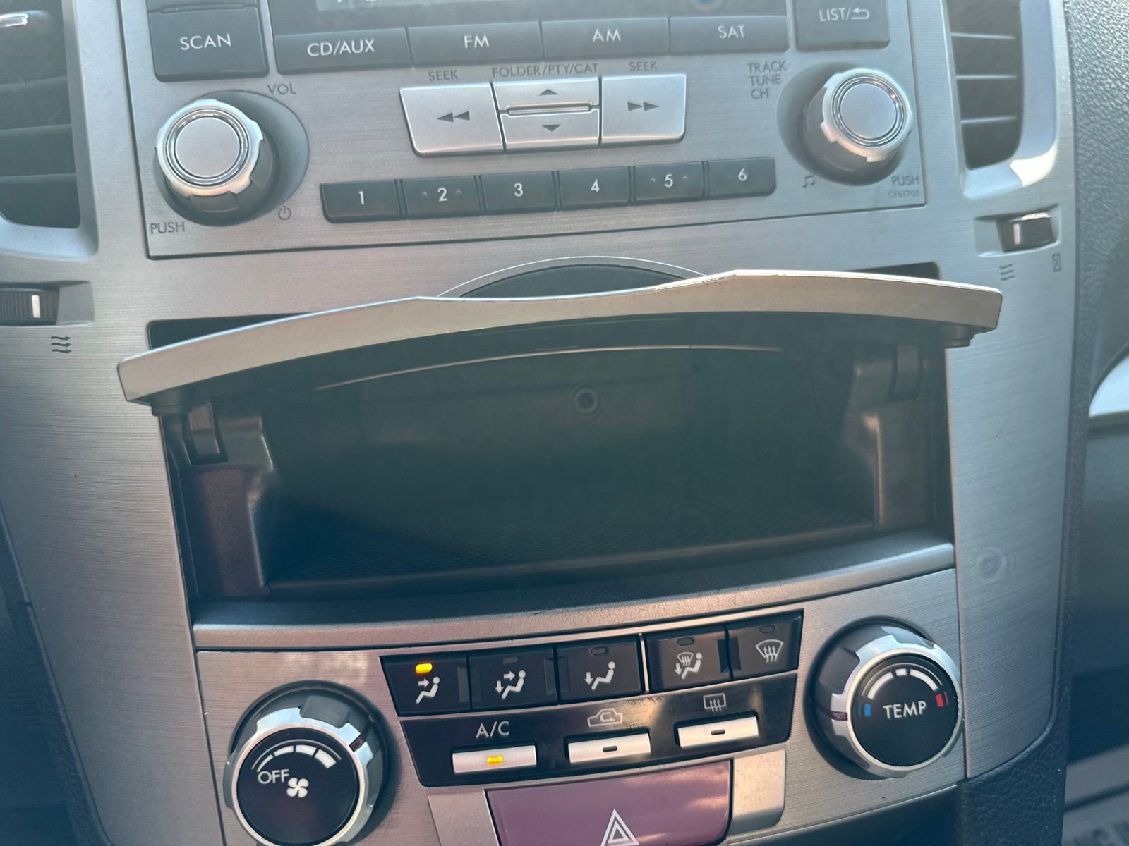 Used 2012 Gray Subaru 2.5i image 49