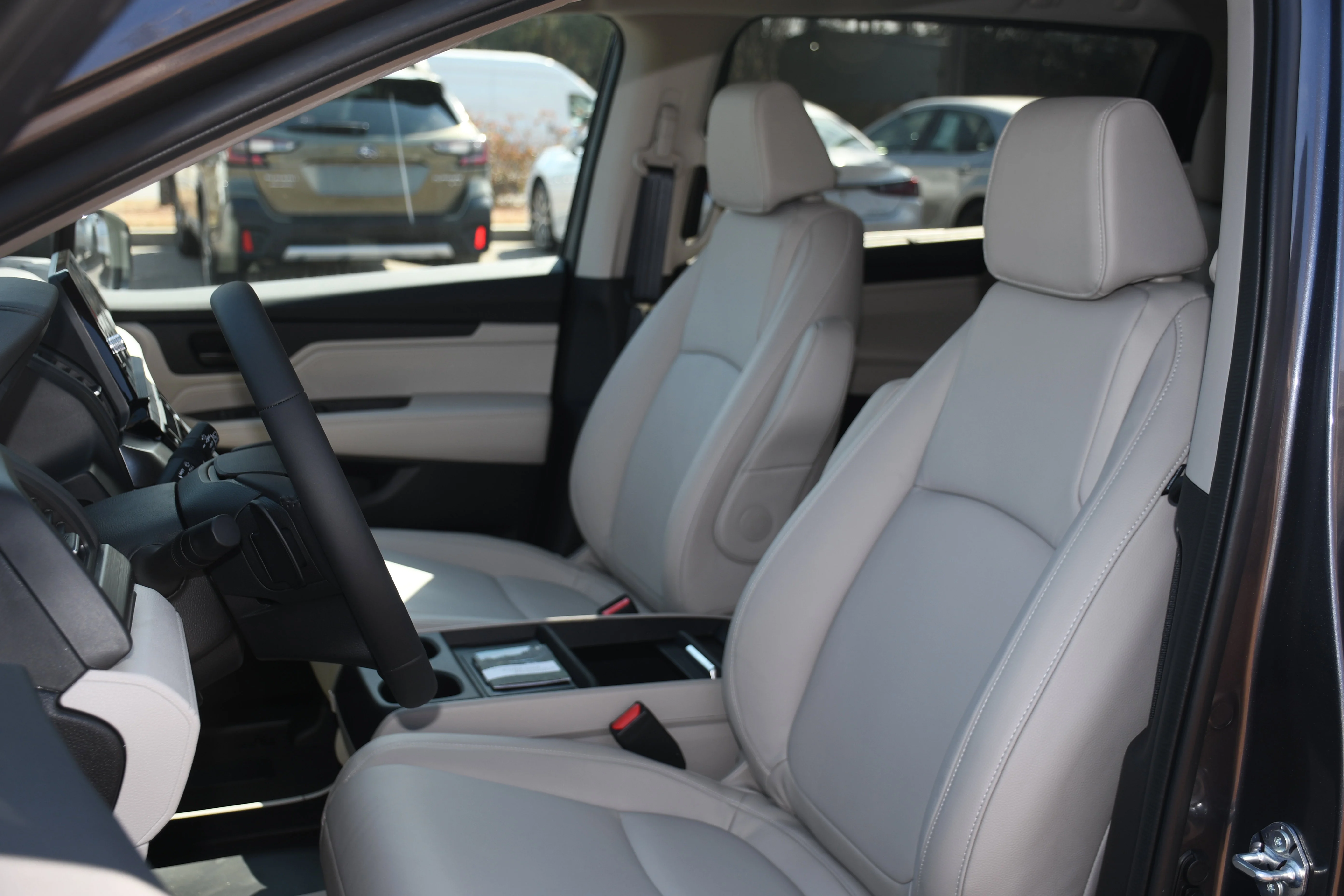 2026 Honda Odyssey EX-L - Photo 7