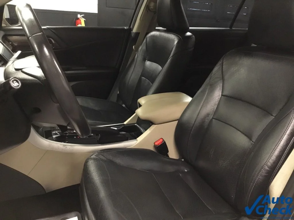 Used 2017 Beige Honda EX-L image 24
