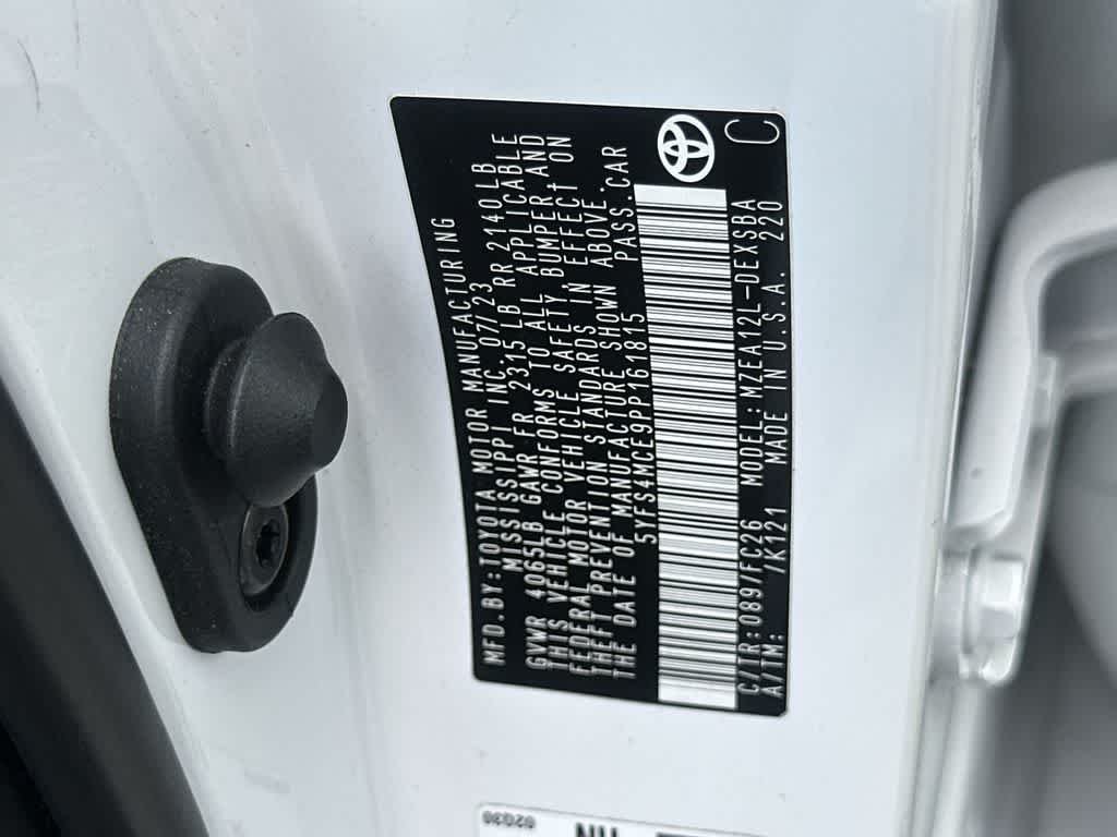 Used 2023 Wind Chill Pearl Toyota SE image 29