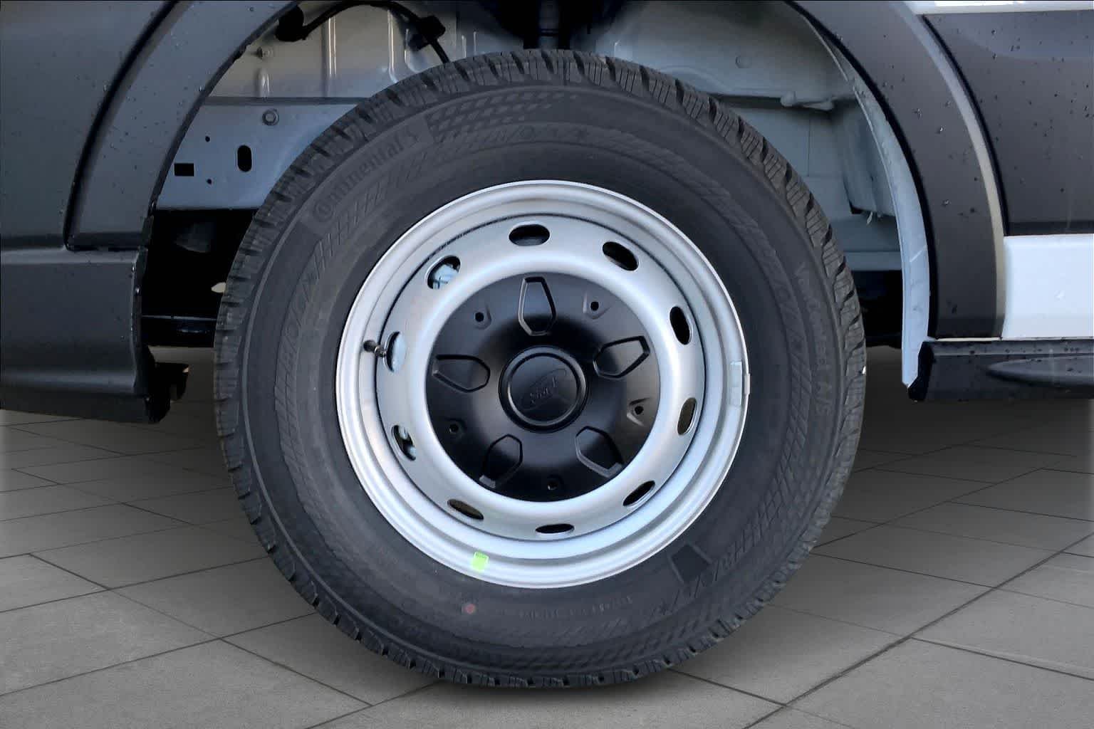 New 2026 Oxford White Ford Cargo Van image 12