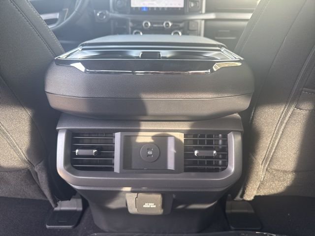 New 2026 Oxford White Ford XLT image 15