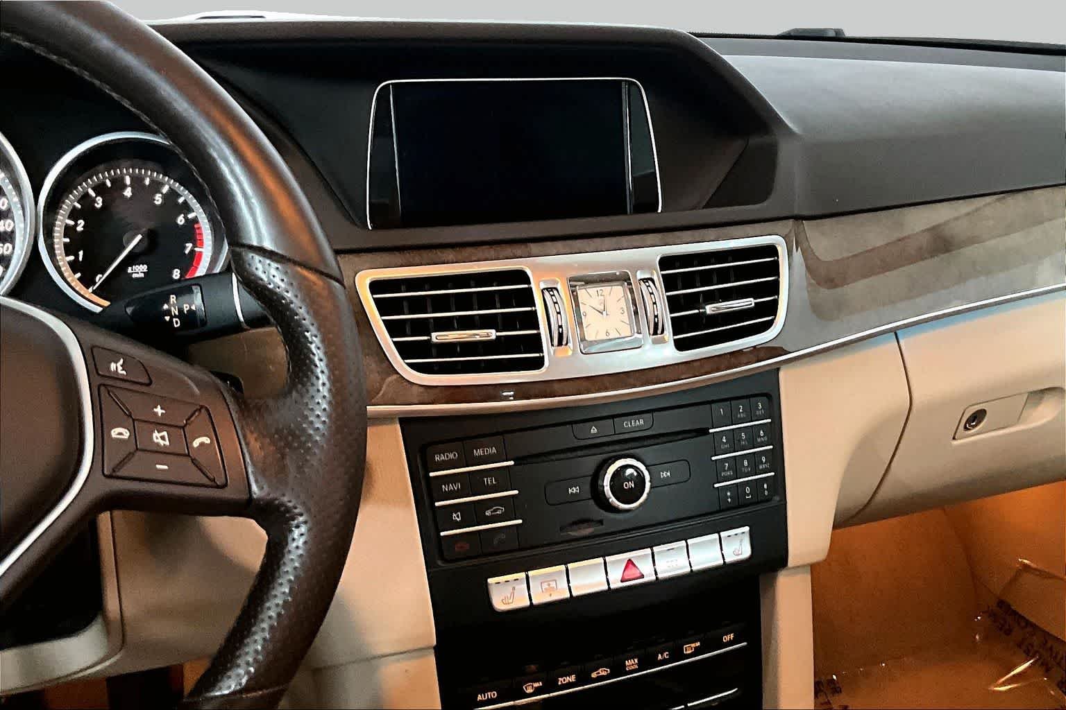 Used 2016 Steel Grey Metallic Mercedes-Benz E 350 Luxury image 7