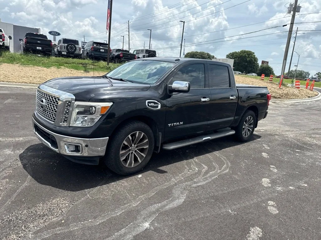 Certified Used 2017 Black Nissan SL image 5